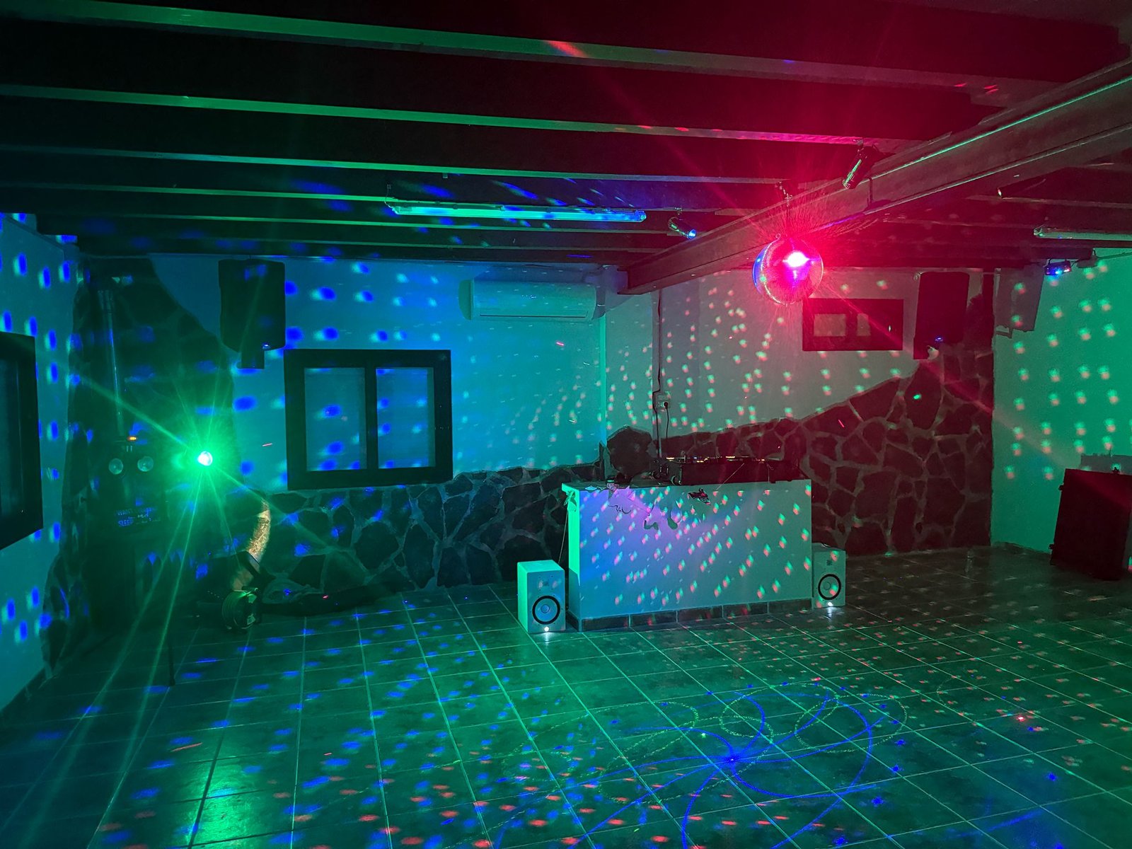 rent mirrorball mallorca